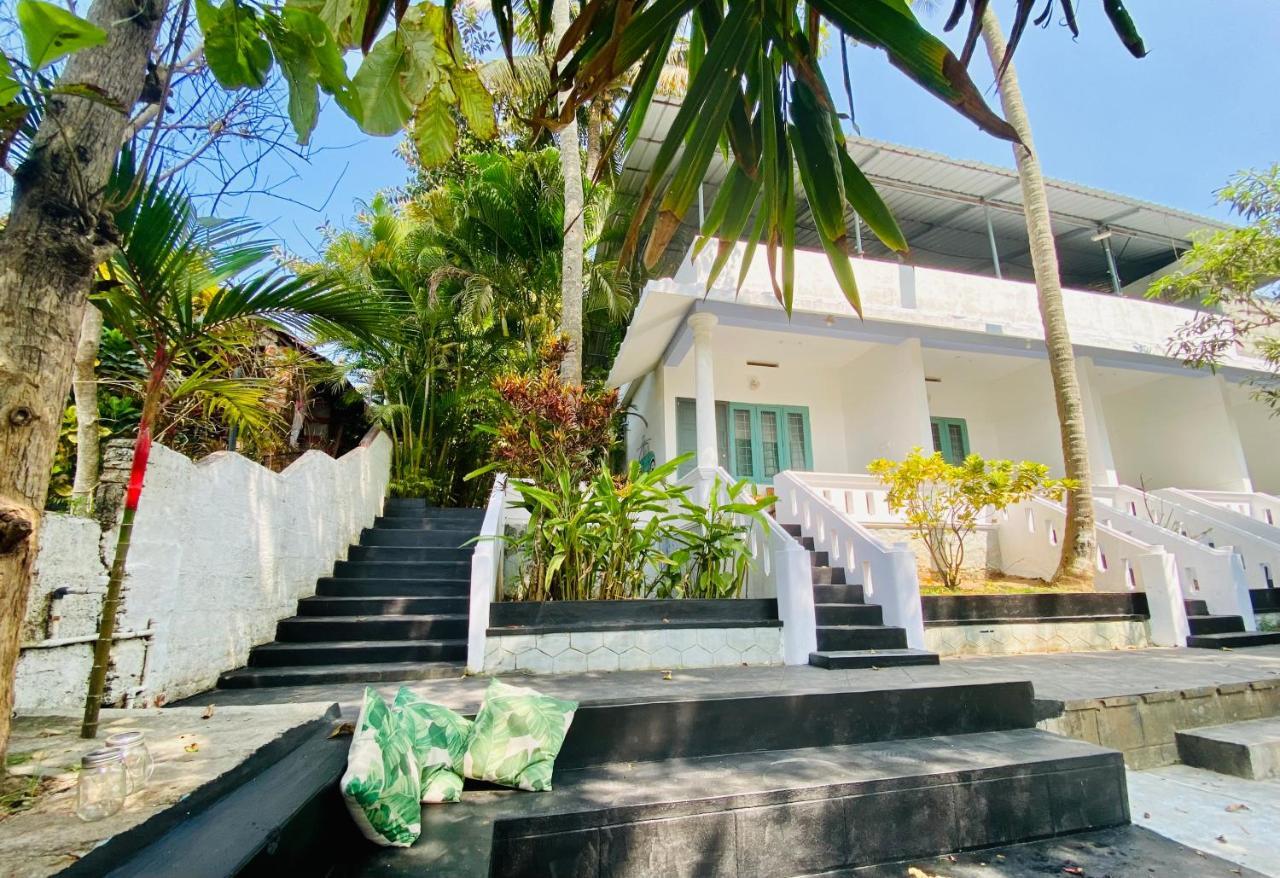 Petit Ana Beach Retreat วาร์คาลา ภายนอก รูปภาพ
